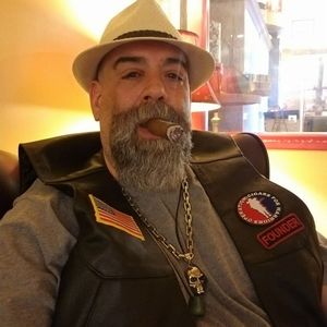 Meet your Posher, Stephen